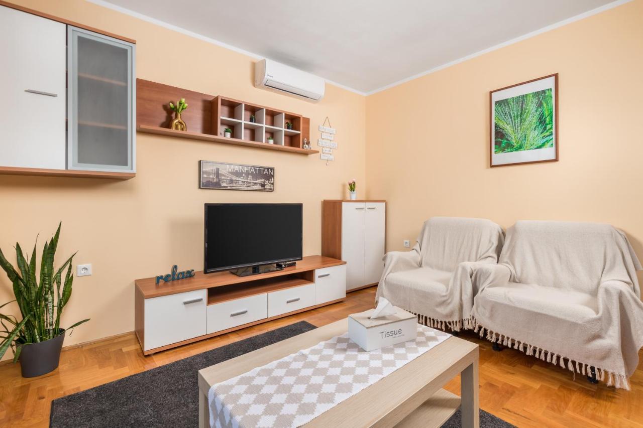 Appartement Apartman Iris 2 -Rijeka Extérieur photo